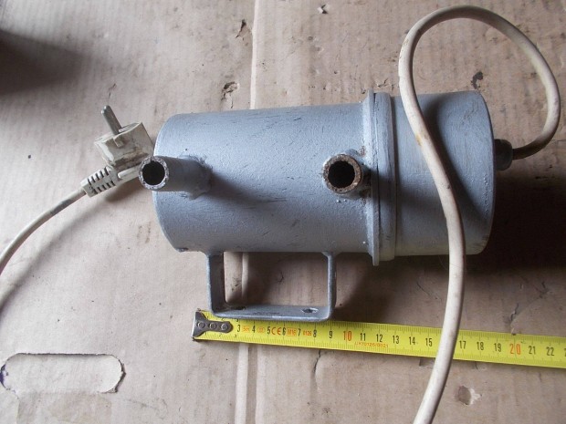 Elad a kpen lthat 220 voltos aut htvz elmelegt 2 szm