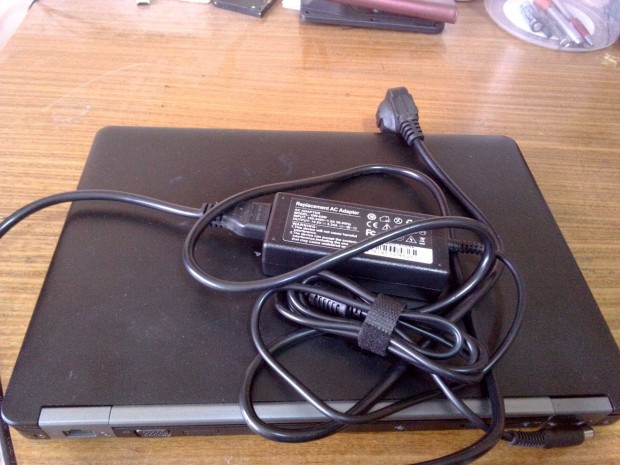 Eladó a képen látható Dell latitude E5470. i5 laptop
