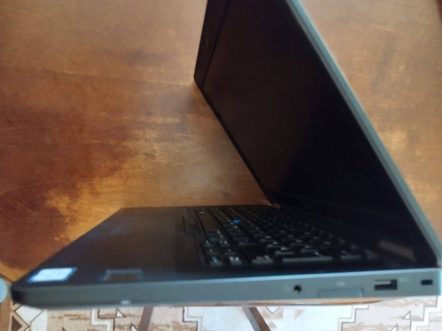 Elad a kpen lthat Dell latitude e5470. i5 laptop