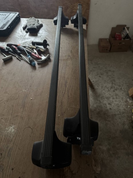 Elad� a k�pen l�that�,Thule tet�csomagtart� rudazat!