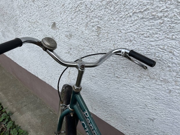 Elad a kpen lthat bicikli 