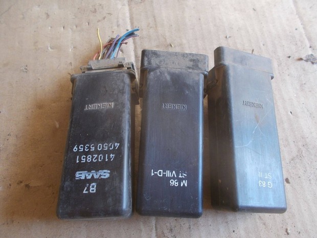 Eladó a képen látható citroen BX elektromos központi zár vezérlő