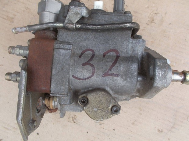 Elad a kpen lthat denso adagol 32 szm