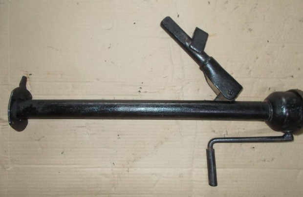 Elad� a k�pen l�that� emel� j� �llapotban 4 sz�m�