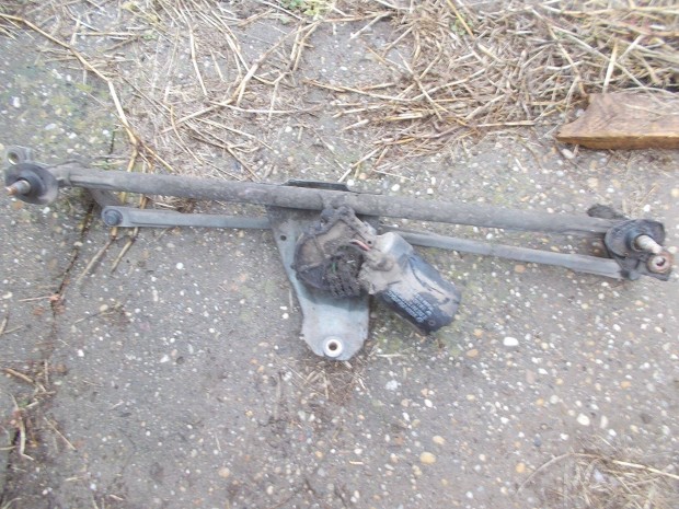 Elad a kpen lthat golf 1.4 benzines ablaktrl