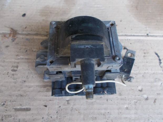 Elad a kpen lthat gyjt traf alkatrsz 9 szm