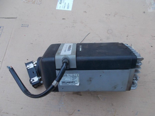 Elad a kpen lthat kamion tartozk fellelt llapotban