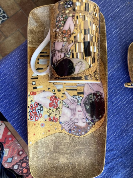 Elad a kpen lthat kt Gustav Klimt kermia 