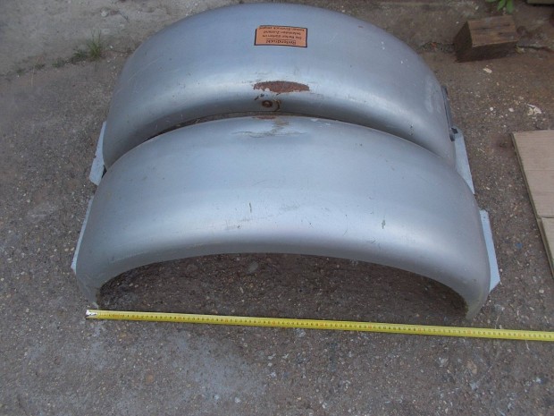 Elad a kpen lthat kis teher vagy utnfut srvd pr