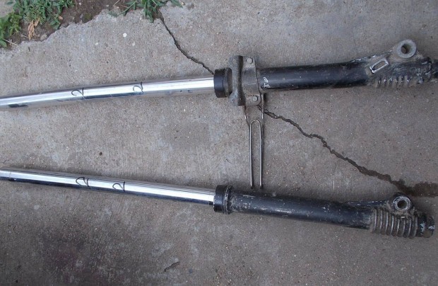 Elad a kpen lthat motorkerkpr els teleszkp pr