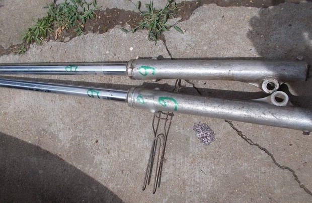 Elad a kpen lthat motorkerkpr els teleszkp pr 9 szm