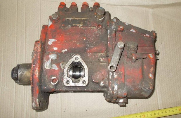 Elad a kpen lthat mtz 50-es adagol fellelt llapotban alkatrszne