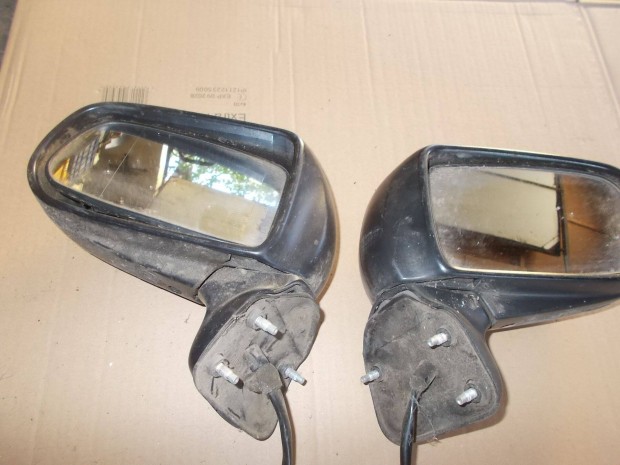 Elad a kpen lthat oldal tkr prban