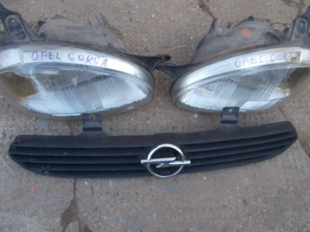 Eladó a képen látható opel első fényszóró csomag