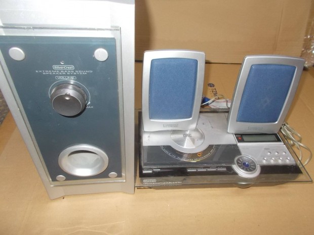 Eladó a képen látható rádió + cd jó állapotban 4 számú
