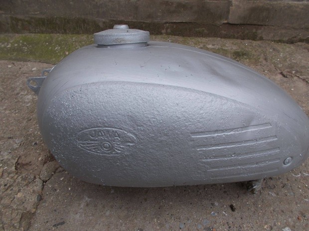 Elad a kpen lthat rgi jawa zemanyag tartly fellelt llapot