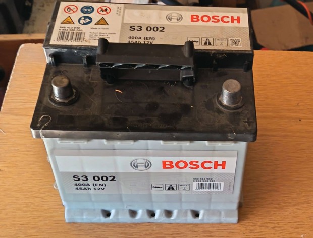 Elad� akkumul�tor