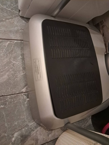 Eladó alig használt vibrációs tréner flabelos