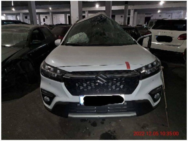 Eladó alkatrészek sx4 scross s-cross 2021