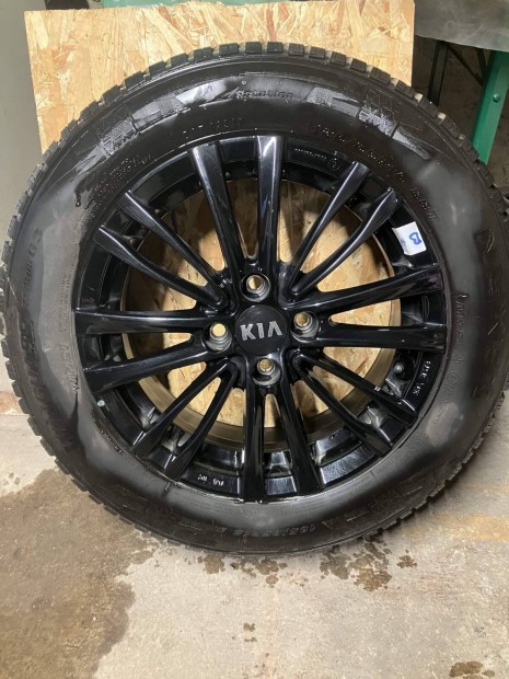 Elad alufelni tli gumival.