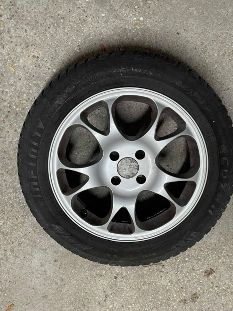 Elad alufelni tligumival szerelve