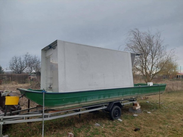 Elad aluminimum lakhaj (2021-es pts)