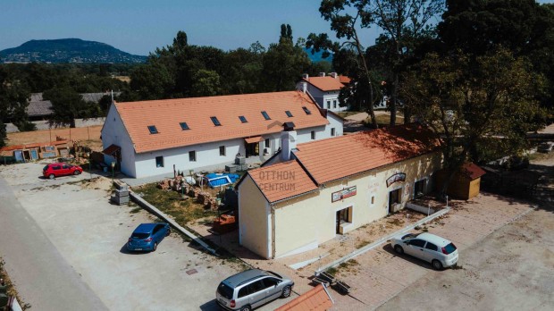 Elad apartman 17 szobval, konyhval!