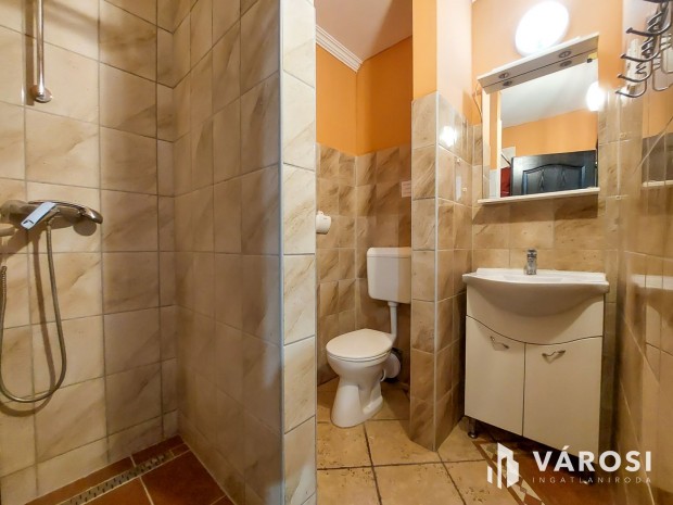 Elad� apartmanh�z  munk�ssz�ll�s - nyaral�h�z