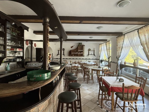 Elad� �ruh�z/volt vend�gl� Dunaszentmikl�son 