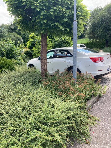 Eladó autó Malibu schevrolet 2,4 m3 benzines