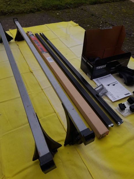 Elad� aut� tet�csomagtart�k