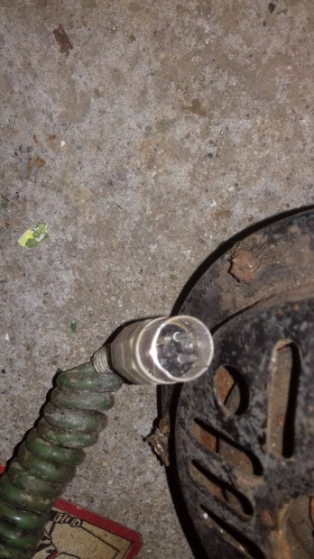 Eladó autós ventilátor, szivargyújtós lámpa, stb