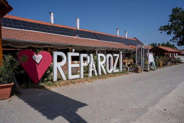 Elad bejratott csrda, berendezssel egytt!