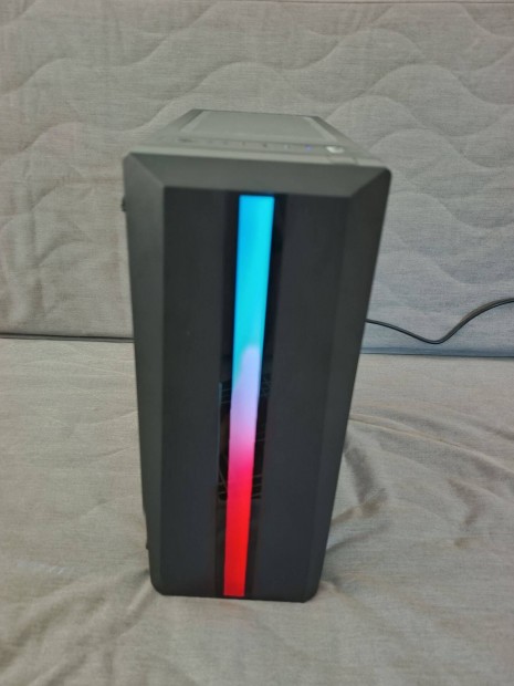 Eladó belépő szintű gamer pc
