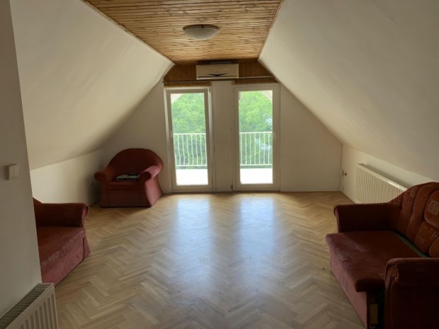 Eladó belvárosi lakás gyönyörű panorámával
