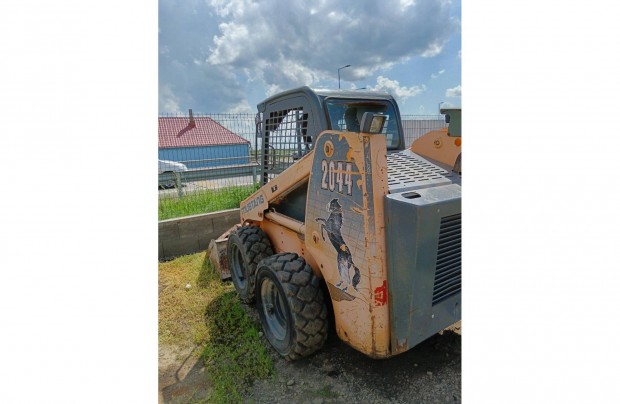 Eladó/bérelhető Mustang 2044