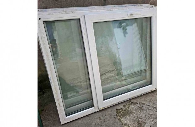 Eladó bontott bukó nyíló műanyag ablak 3db 130x170