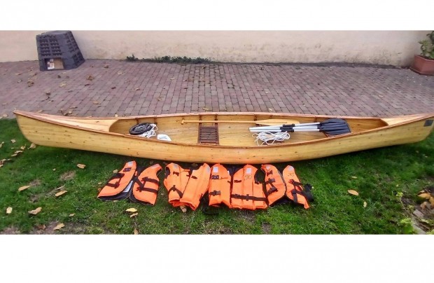 Elad� borovi feny�fa kanadai kenu strip-built, 4 szem�lyes