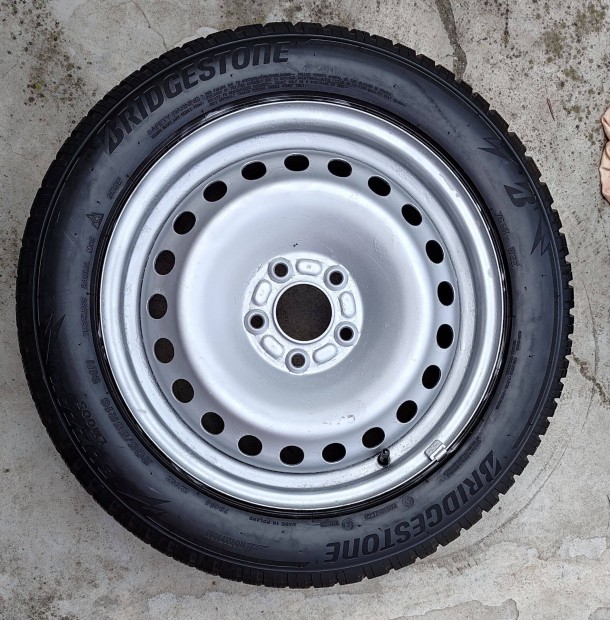 Elad bridgestone gumiabroncs