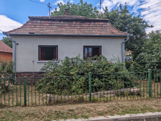 Elad� csal�di h�z B�tonyterenye/ Nagyb�tony/