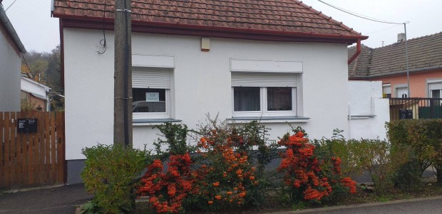 Eladó családi ház Budakeszin