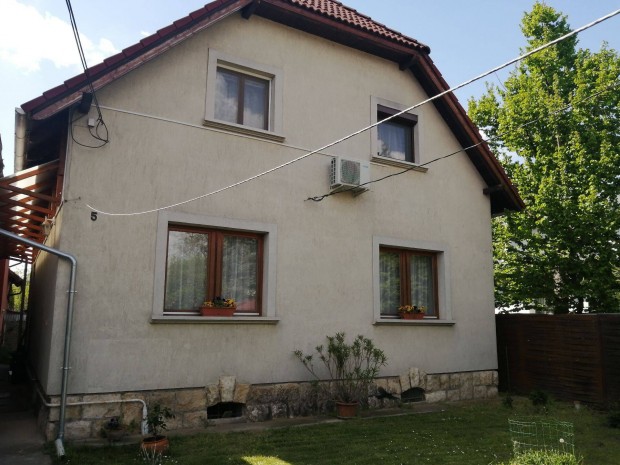Eladó családi ház Csillaghegyen