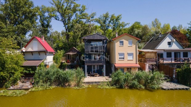 Elad� csal�di h�z Dunakeszi, T�zegt�