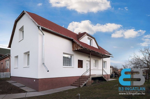 Eladó családi ház Iváncsán - 4 szoba és 2 fürdőszoba | B3 Ingatlan