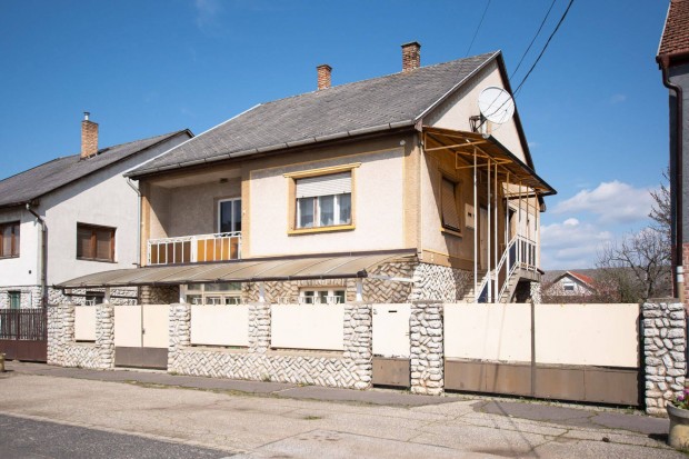 Eladó családi ház Miskolc Szirma