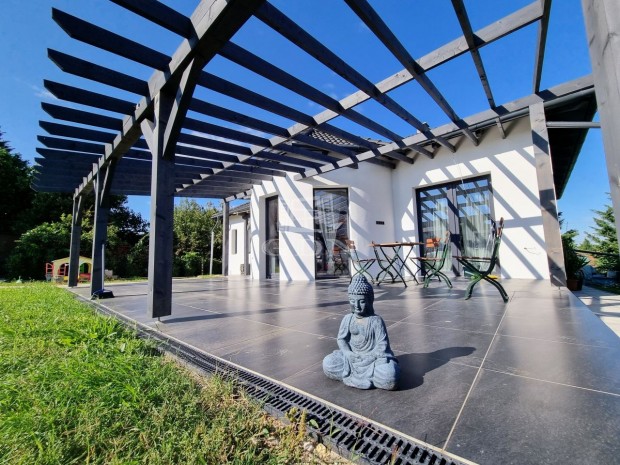 Elad� csal�di h�z Mogyor�d, Kakukkhegyen!