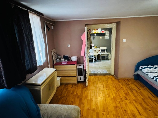 Elad� csal�di h�z R�ckeve k�zpontj�ban kiv�l� befektet�si lehet�s�g!