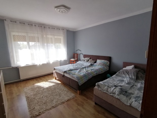 Elad csaldi hz Somogysrdon  kivl befektets, tkletes otthon!