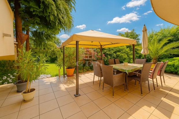 Eladó családi ház Szentendre, Bokros utca