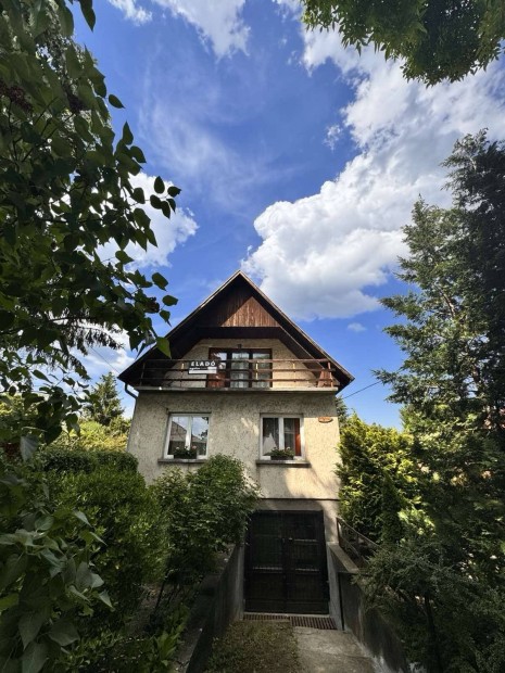 Eladó családi ház Szentendrén